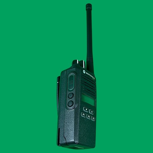 Motorola CP185 / Radio bidireccional / Analógico / 2-5 vatios / VHF / 136 MHz - 174 MHz - Imagen 4 de 6