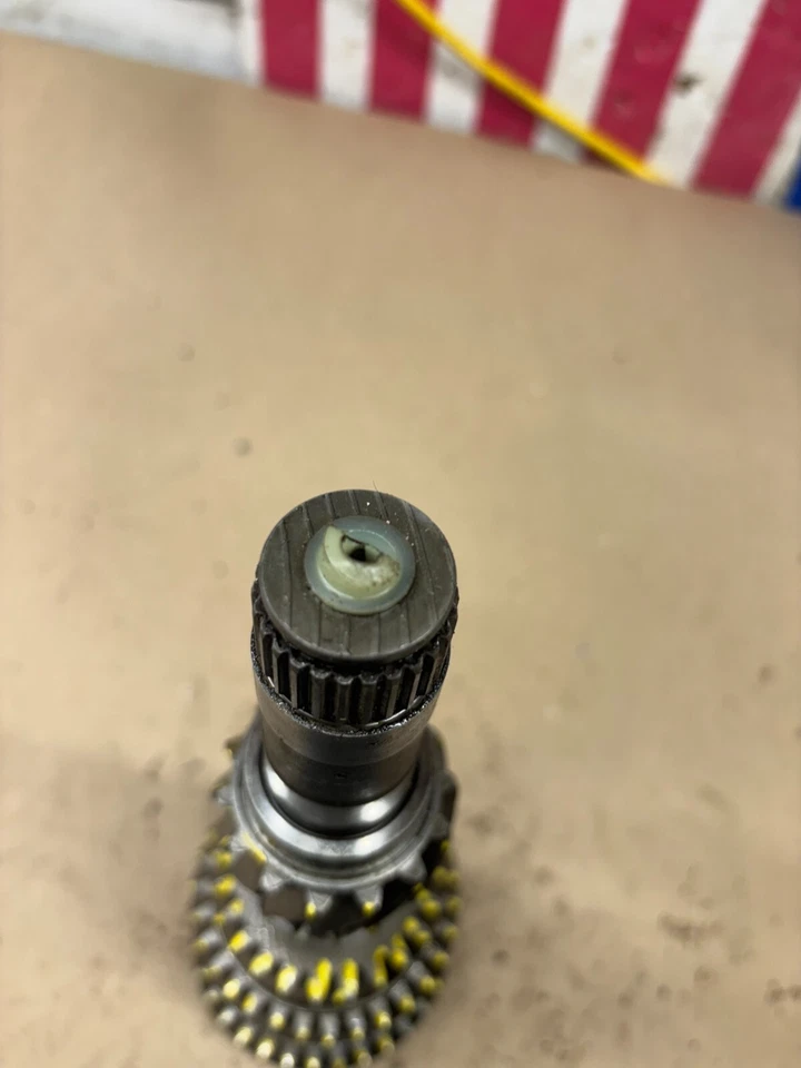 1985 - 1993 福特 MUSTANG THUNDERBIRD COUGAR T5 5 SPD COUNTERSHAFT GEAR CLUSTER COG — 第 3/4 张图片