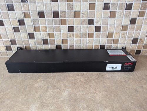 APC AP7920 8-OUTLET SWITCHED 1 RU PDU RACK - Picture 4 of 7