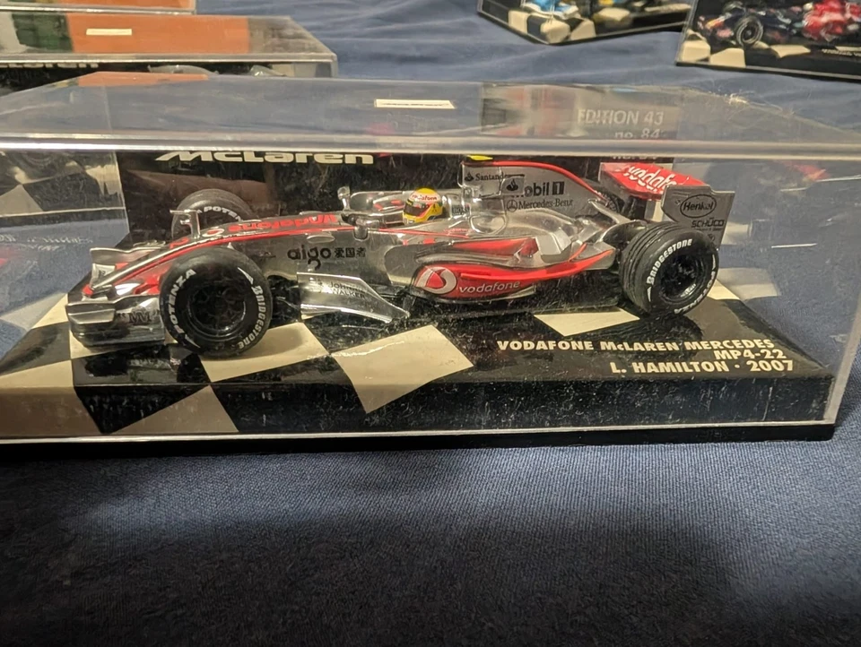 Mclaren MP4-22 Lewis Hamilton 2007 e 1° vittoria Canada 2007 - Immagine 4 di 4