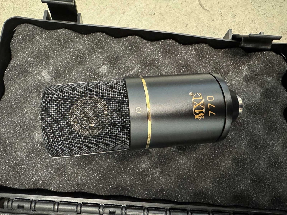 MOVING SALE! MXL 770 Condenser Mic - Image 3 of 4