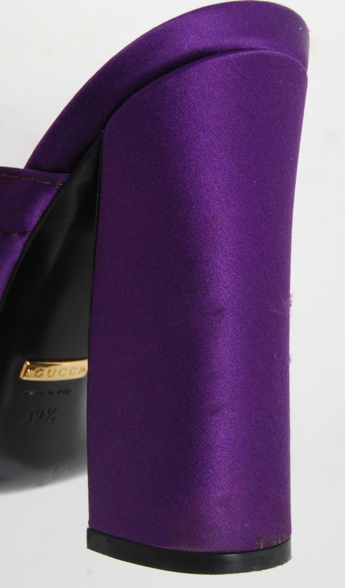 GUCCI パープル ミュール レザー GUCCI Women Purple Sandals Fabric Leather Solid Slide High