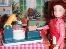 Fisher Price Loving Family Dollhouse Toaster  Mixer Vintage Play Food Piece HTF