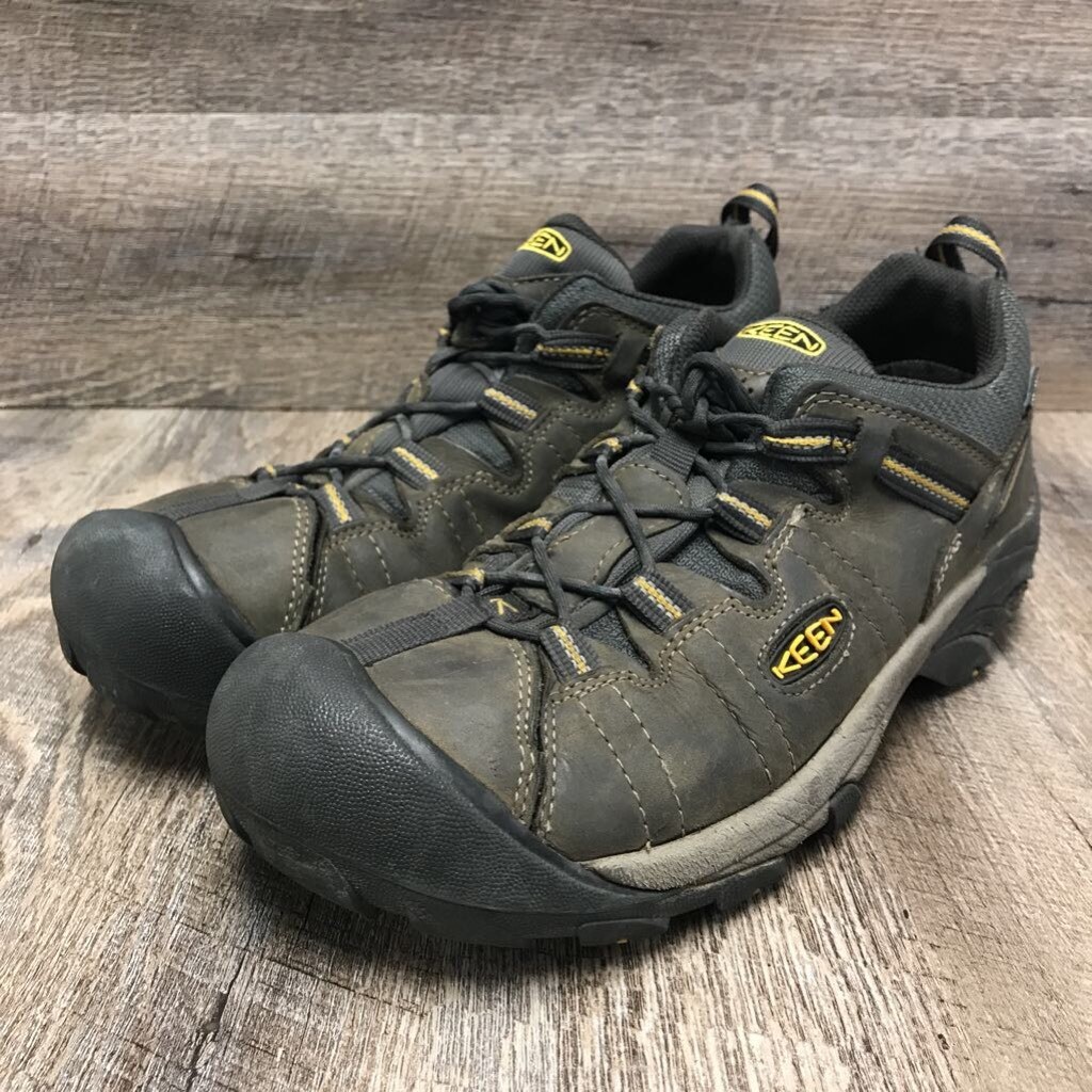 keen aphlex mid wp hiking boots