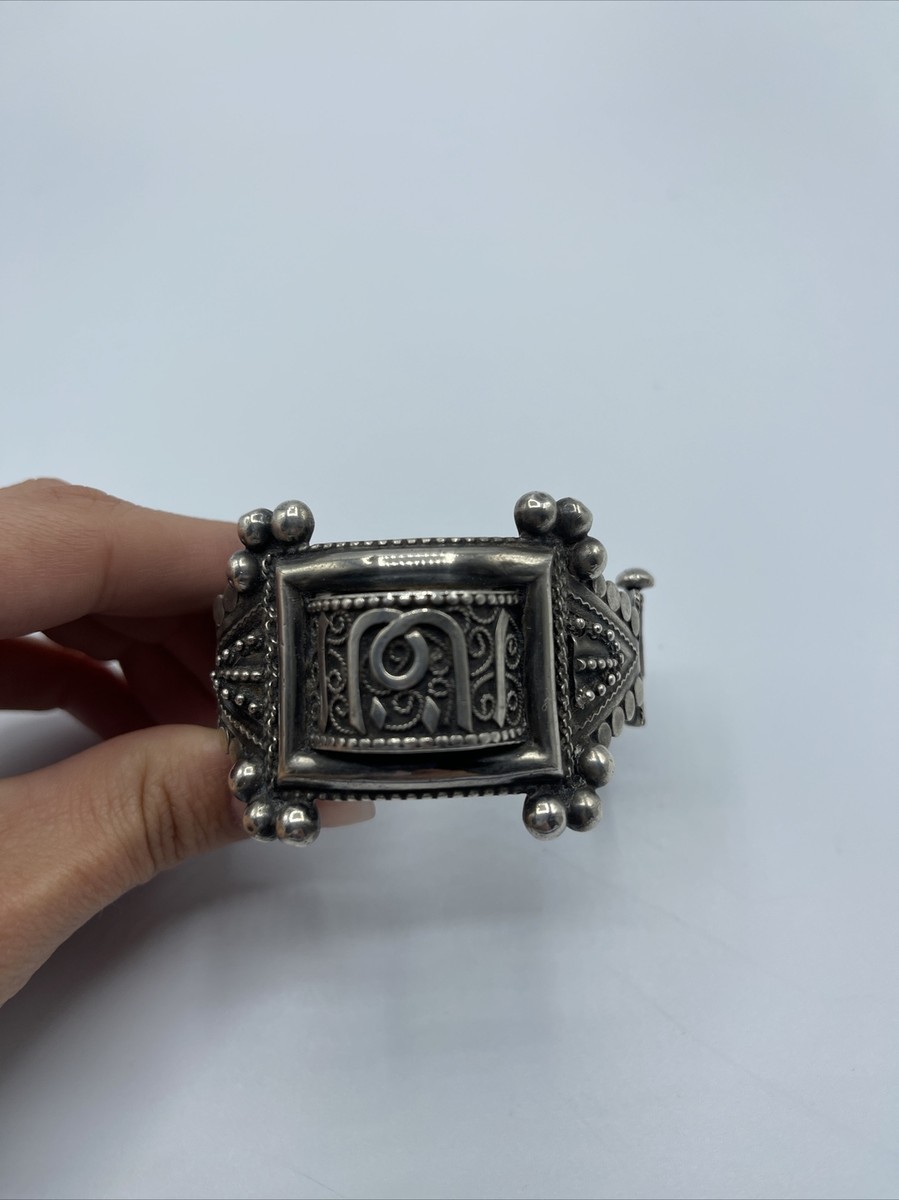 アクセサリー Vintage coinsilver Bracelet PARIS COINS BRACELET, Silver Tone Paris Tour Coins Charm