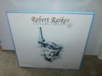 Robert Raikes Collectable Bear FLUTTER