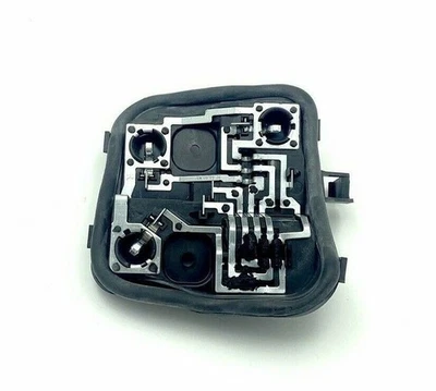 AUDI NEW A3 08-13 4 PORTES O/S SUPPORT AMPOULE ARRIÈRE EXTERIEUR DROIT... - Photo 1/3