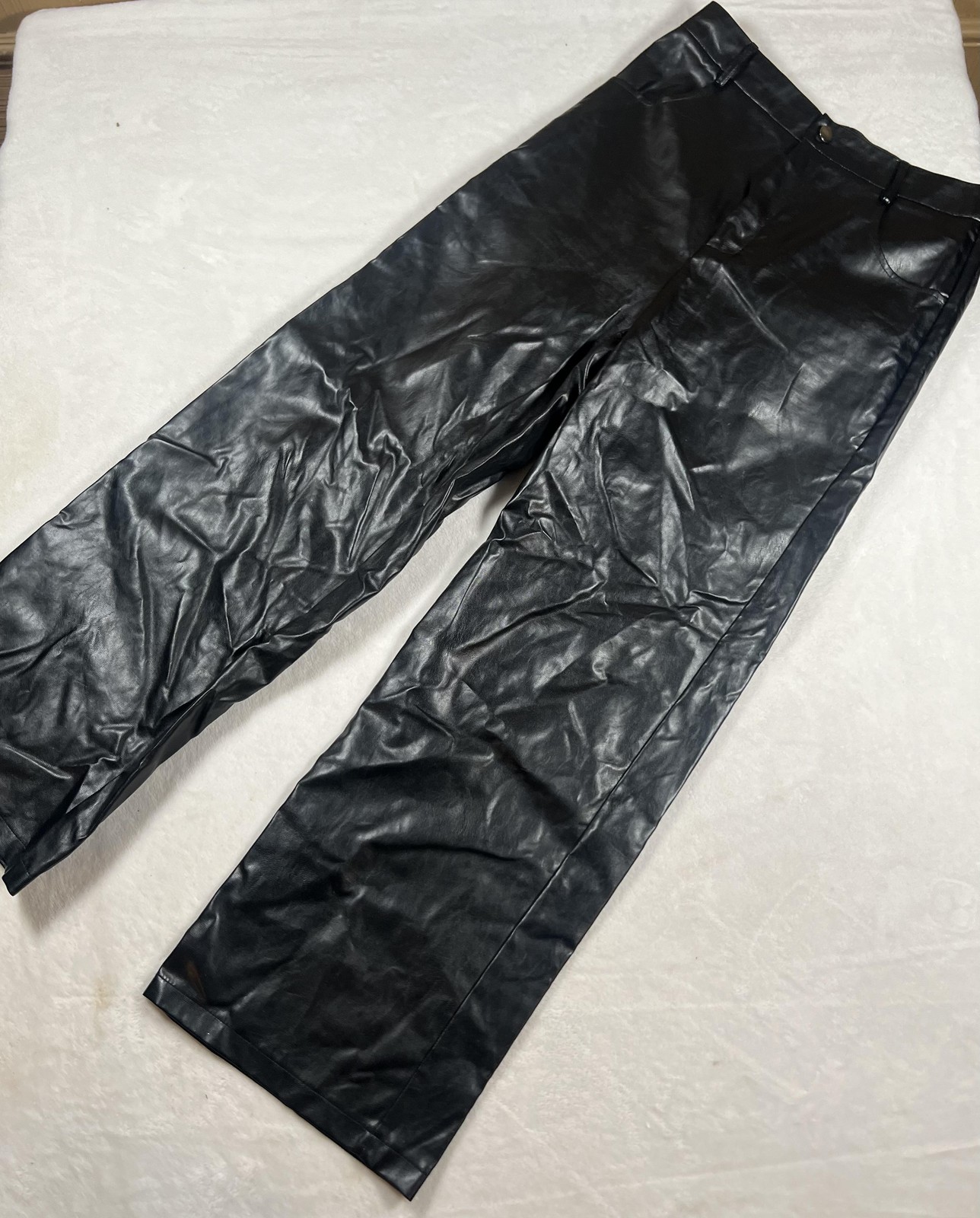 SheIn Faux Leather Pants Womens Medium Black Wide Leg Zip Fly Pockets Casual