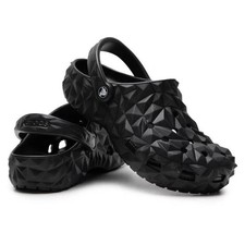Crocs Unisex-Adult Classic Geometric Clog Lightweight Water-Friendly