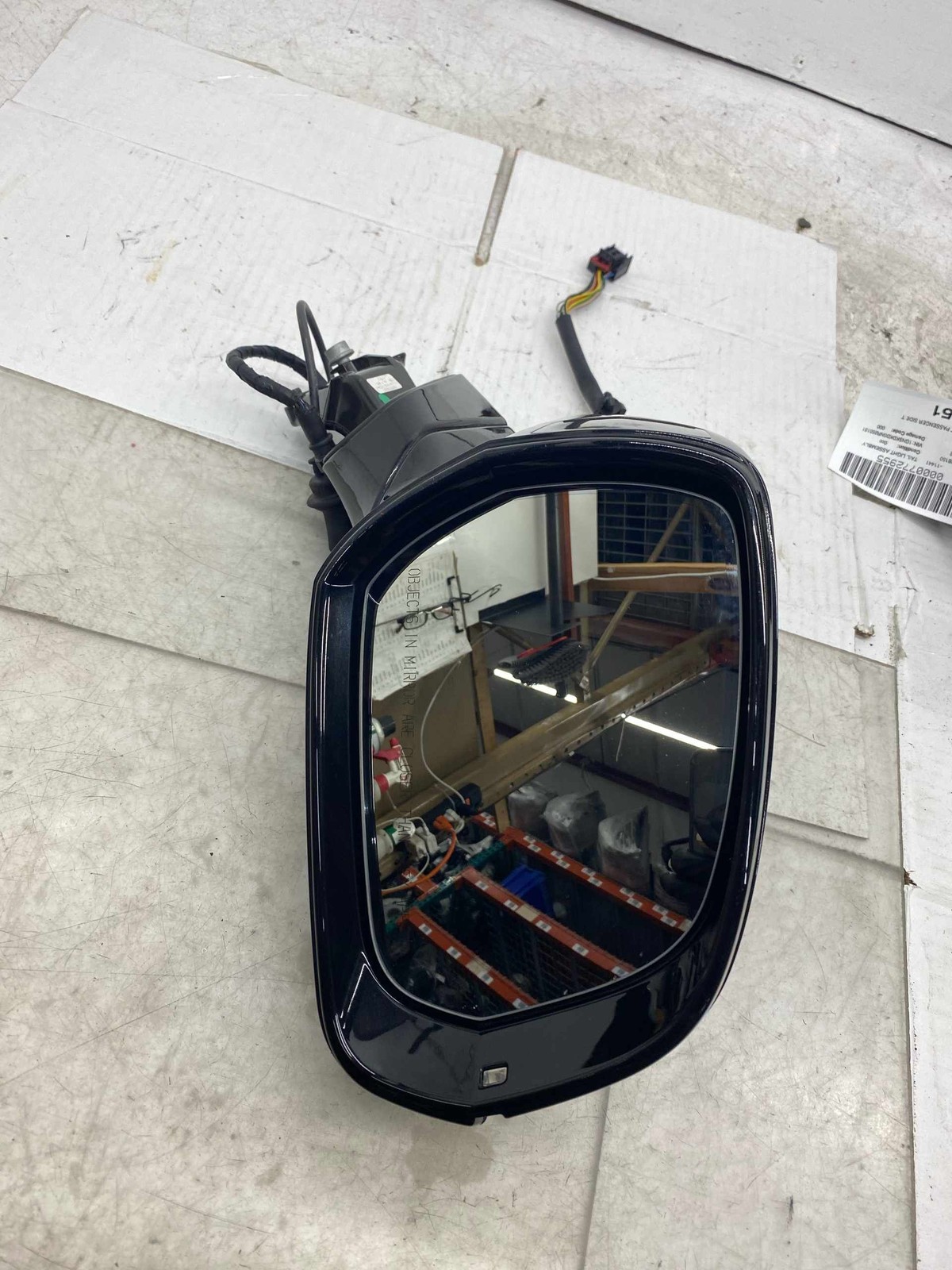 Bentley Bentayga 2015-2020 Front Right Side mirror