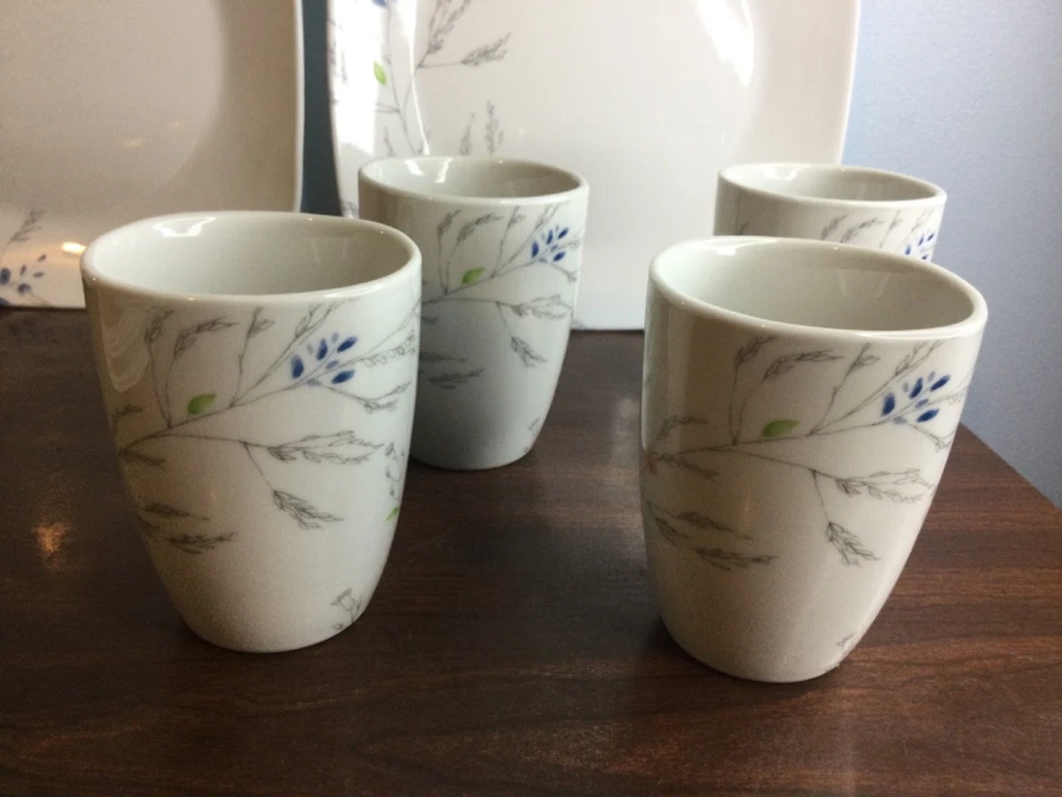 Corelle Corning Boutique Adlyn Square 16-Piece Dinnerware Service Set w/ 4 Mugs - Image 3 of 4