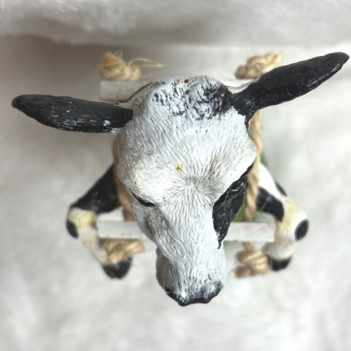 Chick-fil-A Cow Figurine Eat Mor Chikin Bobblehead Restaurant Promo Decor - Picture 5 of 7
