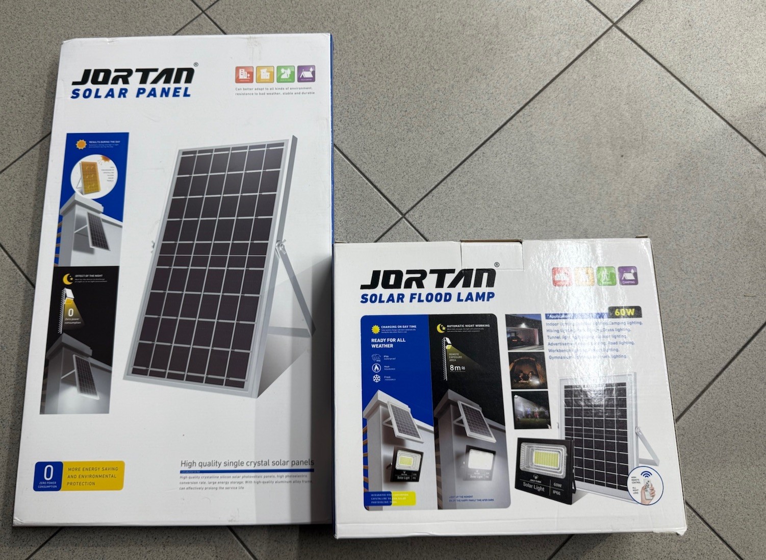 Proiettore Solare LED 60W Smart Crepuscolare IP67 Lunga Durata