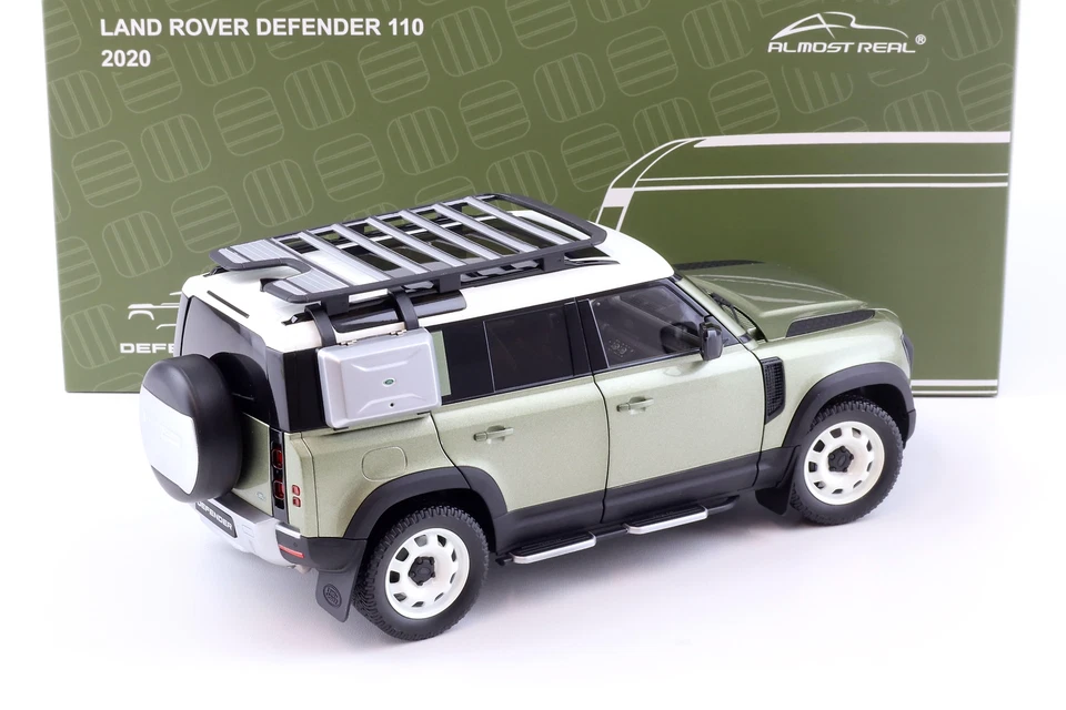 1:18 Almost Real Land Rover Defender 110 Pangea Verde 2020 - Immagine 4 di 4