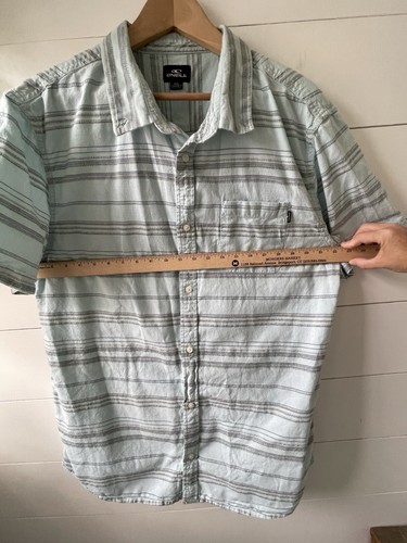 O’Neill Men's XXL Standard fit short sleeve button down shirt - Picture 7 of 10