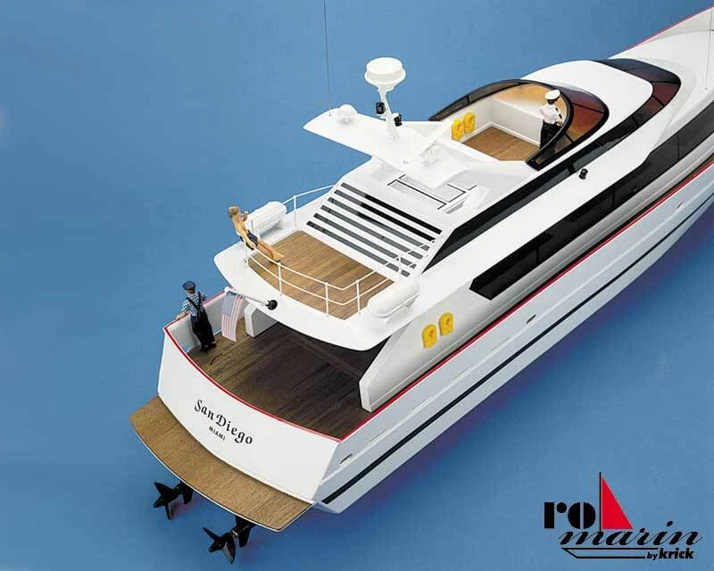 San Diego Mega Yacht Bausatz 1:25 mit 2 Navy-Speed-Direktantriebe - Bild 2 von 4