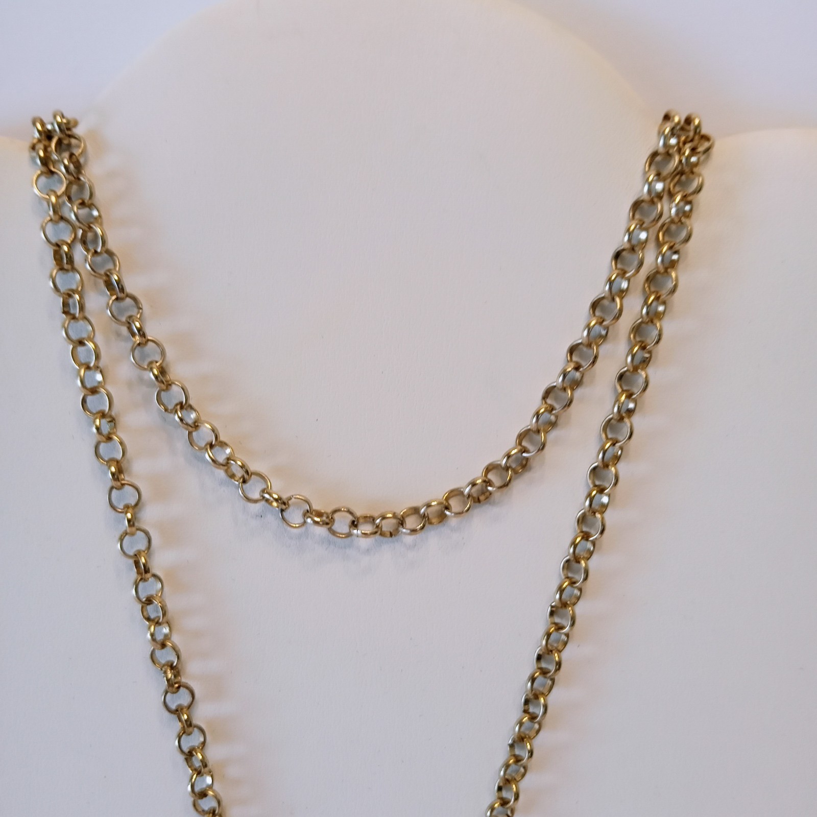 Statement 34" Bar/Ring Grey Leather Scalloped Dis… - image 3