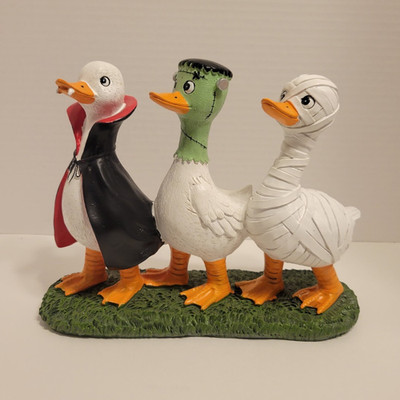Halloween Duck Figurine Set Grass Base Vampire Frankenstein Mummy