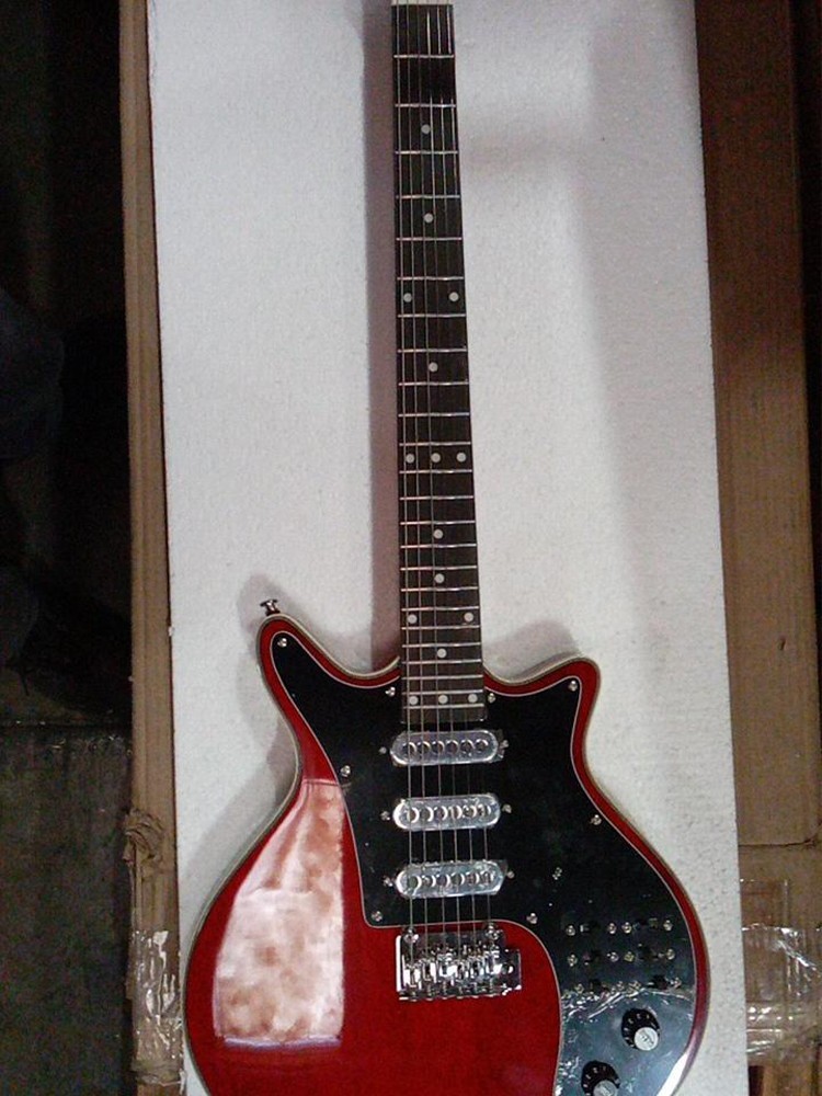 Clearance sale: second-hand 24-fret electric guitar, free shipping