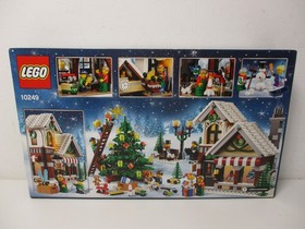 (AH 9) LEGO CREATOR 10249 Christmas Toy Shop NEW & SEALED