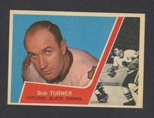 1963-64 Topps Hockey No. 32 Black Hawks Bob Turner  NrMt
