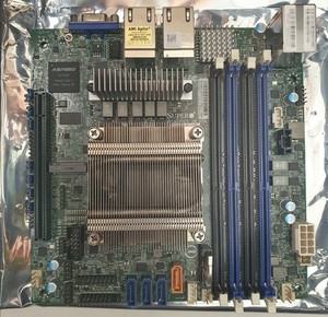 Supermicro M11SDV-8C-LN4F Epyc 3251 PCIe x16 4xLAN m.2 IPMI ITX DDR4 Server