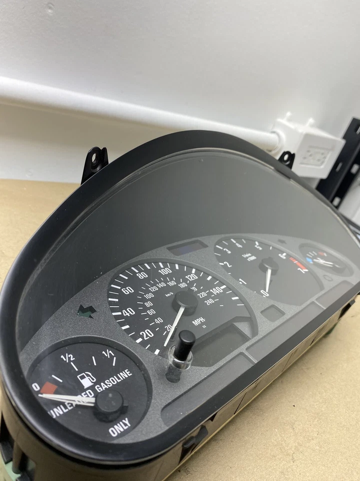 1996-1999 BMW 318ti M/T Instrument Speedometer Gauge Cluster  Bezel Switch OEM - Image 2 of 4
