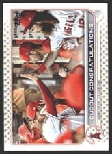 Dugout Congratulations #416 2022 Topps Gold Star Los Angeles Angels