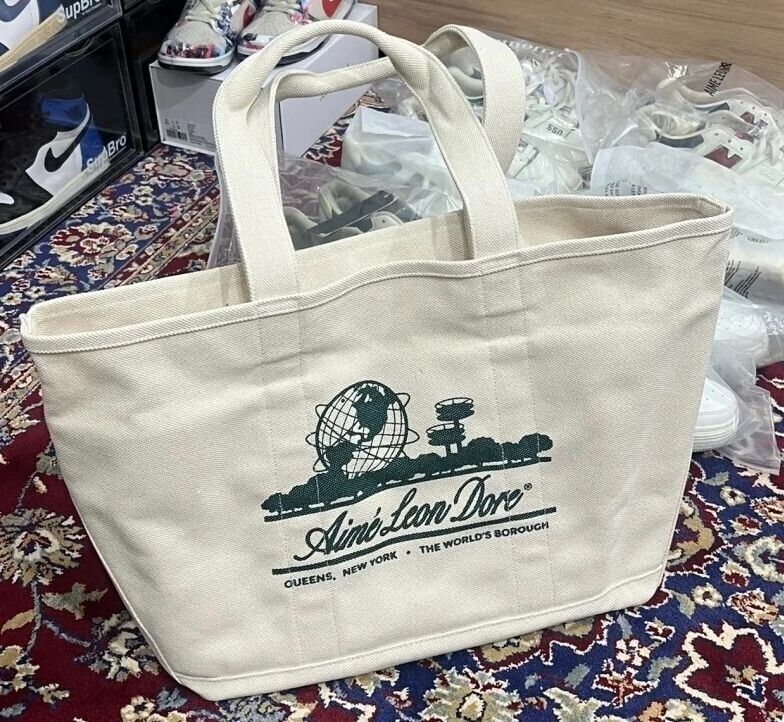 Smal Aime Leon Dore Unisphere Tote Bag Beige Green Brand new Smal Aime Leon Dore Unisphere Tote Bag Beige Green Brand new