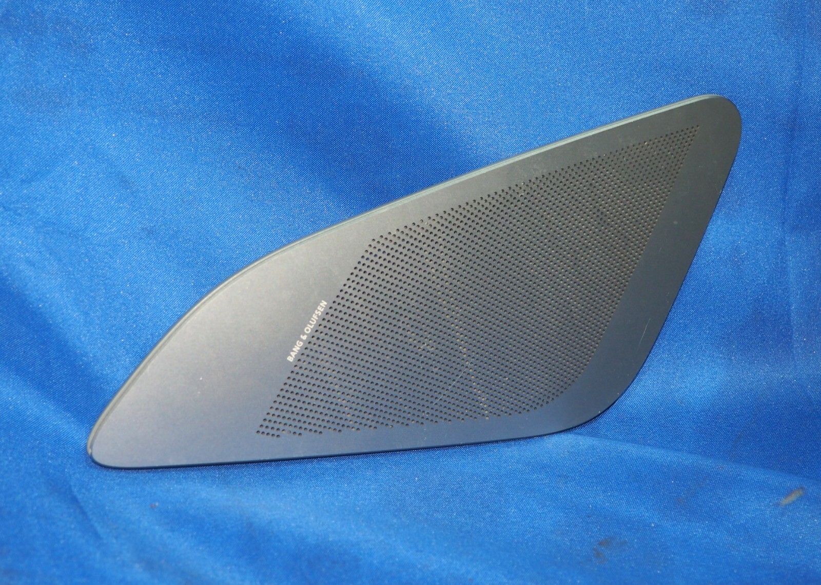 2010-2020 Aston Martin Rapide Front Driver Left Side Door Speaker Cover *note*
