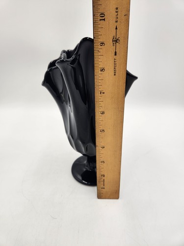 Vintage Fenton Black Amethyst Glass Thumbprint Ruffled Edge Handkerchief Vase - Picture 16 of 16