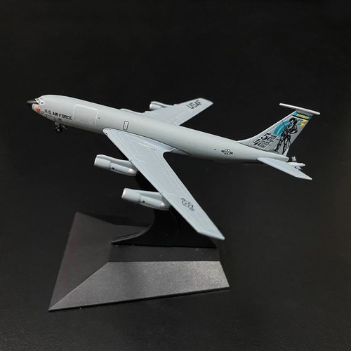 Dragon Warbirds 56277 USAF KC-135D 117TH KANSAS ANG 40TH ANNIVERSARY model 1:400 - Picture 2 of 5