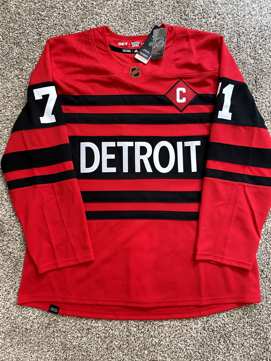 Detroit Red Wings Reverse Retro Larkin Authentic Hockey Jersey