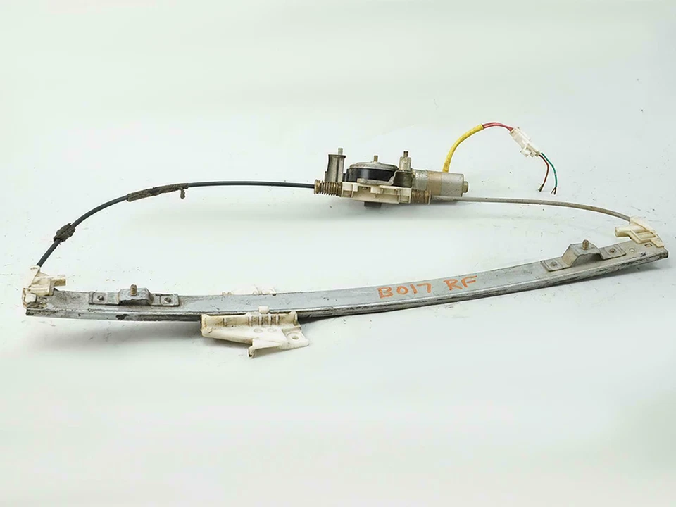 2000 - 2006 年马自达 Mpv 电动门窗调节器带电机右前 Oem — 第 4/4 张图片