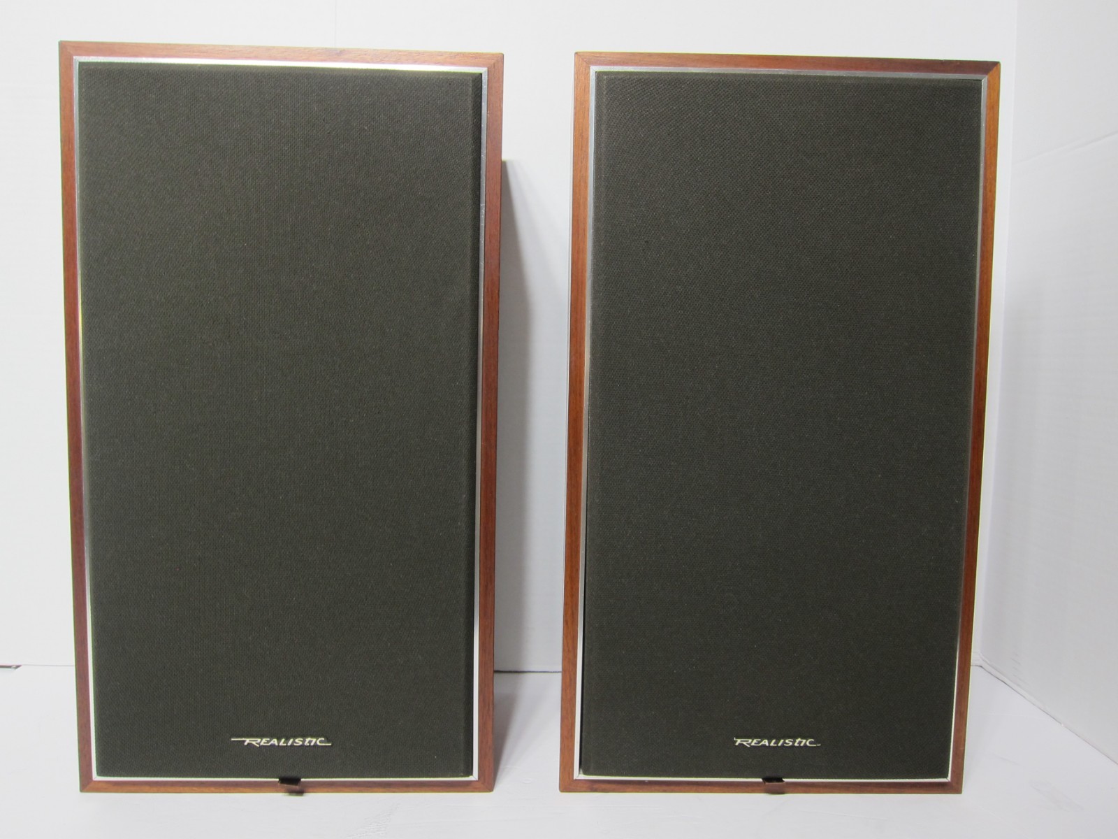 Realistic NOVA-15 vintage audio equipment - eBay listing photo 1