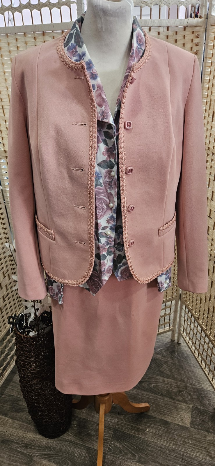 Rare Vintage 80s Etam Rose Floral 3 Piece Skirt Suit Size 12-14 image 2