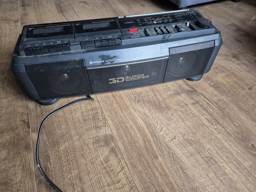 Ghettoblaster Hitachi TRK-930E – Boombox Vintage – Fonctionnel – Occasion