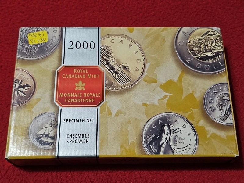 Canada 2000 Royal Canadian Mint 7 Coin Specimen (3 BEARS) DOLLAR Set  #MF-3281