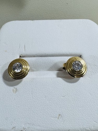 Conjunto de aretes para mujer de oro real amarillo fino 750 puro de 18 quilates 2,52 g 7/7,5 mm - Imagen 15 de 18