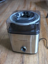 Cuisinart 2 Quart Ice Cream Frozen Yogurt Sorbet Maker Model CIM 60 used