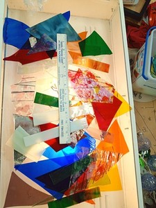 STAINED GLASS/ART GLASS SCRAP - GREAT SELECTION! SHIPS FAST NEXT DAY! 5 LBS!