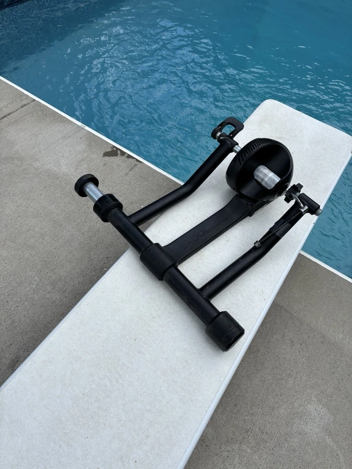 Be cool indoor smart trainer compatible with Zwift - Image 3 of 4