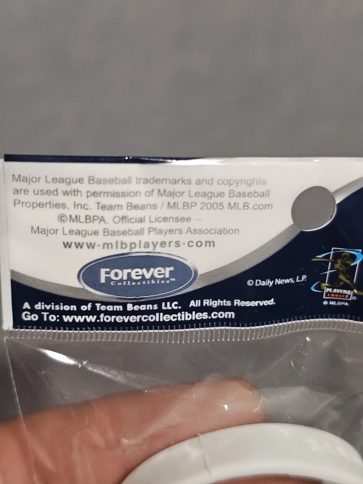 Daily News New York Yankees Gary Sheffield Rubber Bracelet New Sealed - Image 3 of 4