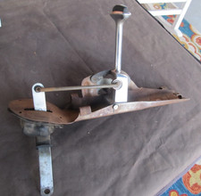 Survivor 1964 1965 Chevelle Ss Floor Auto Console Shifter Decent Chrome 2