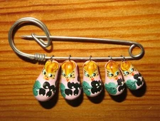 Brooch LILAC BABUSHKA Kilt Pin black berries RUSSIAN Matryoshka Nesting DOLLS