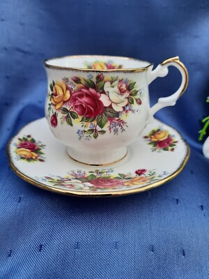 Queens Fine Bone Teetasse Moccatasse mit Unterteller  Rosen England Rosina Top