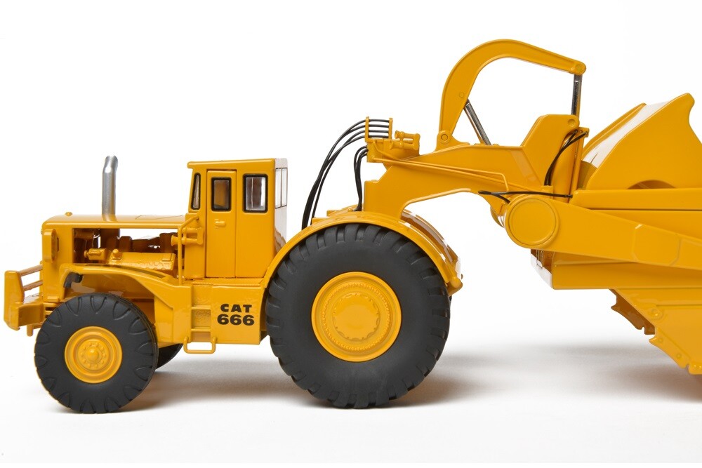 キャタピラー建機 CAT 660 SCRAPER 1/48 CCM Caterpillar Cat