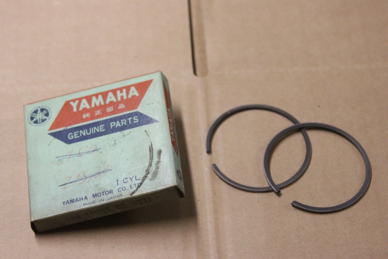 Segments de piston authentiques YAMAHA 164-11601-02 vintage de collection