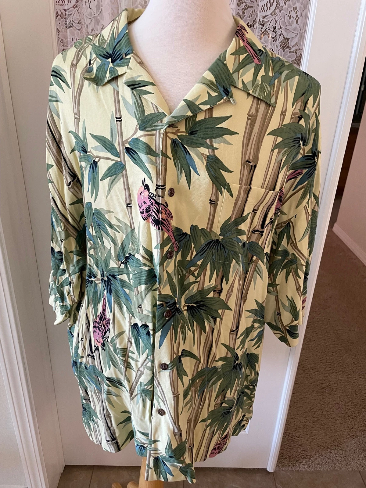 Pusser's Men's XXL Island Reserve 100% Silk Floral Hawaiian Shirt Yellow Multi
