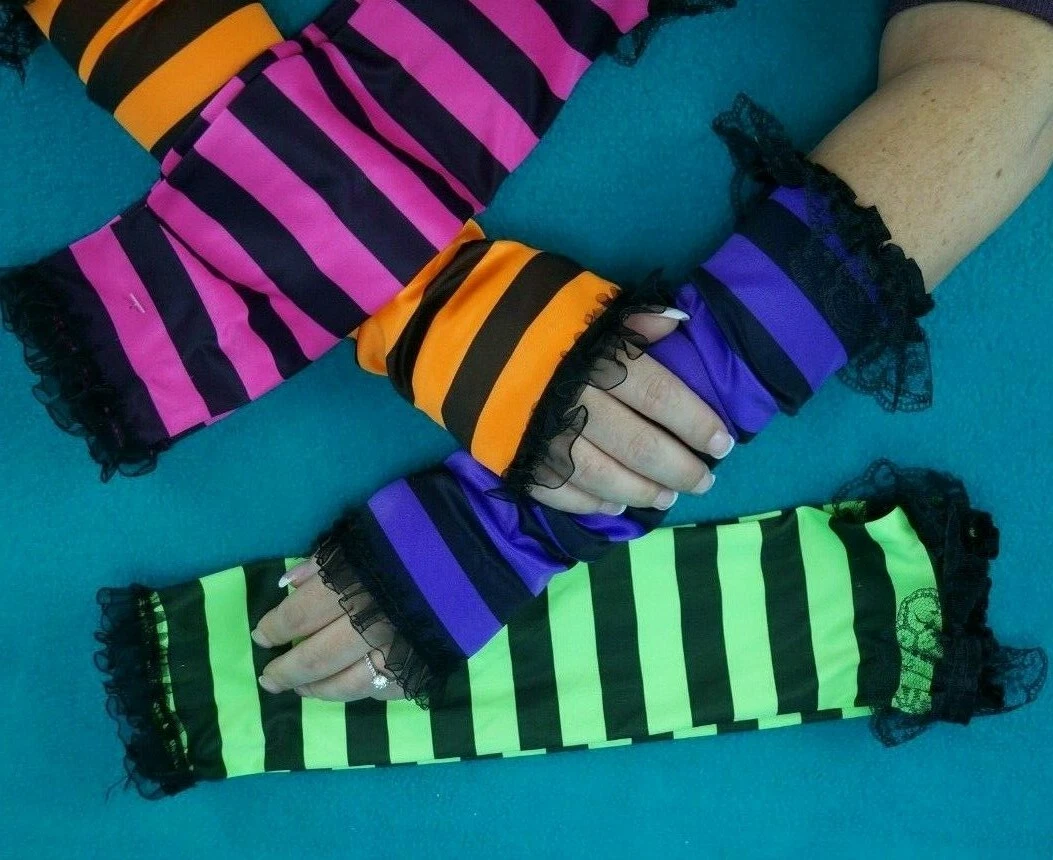 Halloween best sale fingerless gloves